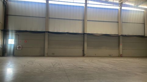 Foto 5 von Fabrikhallen zur Miete in Tablada, Sevilla Capital