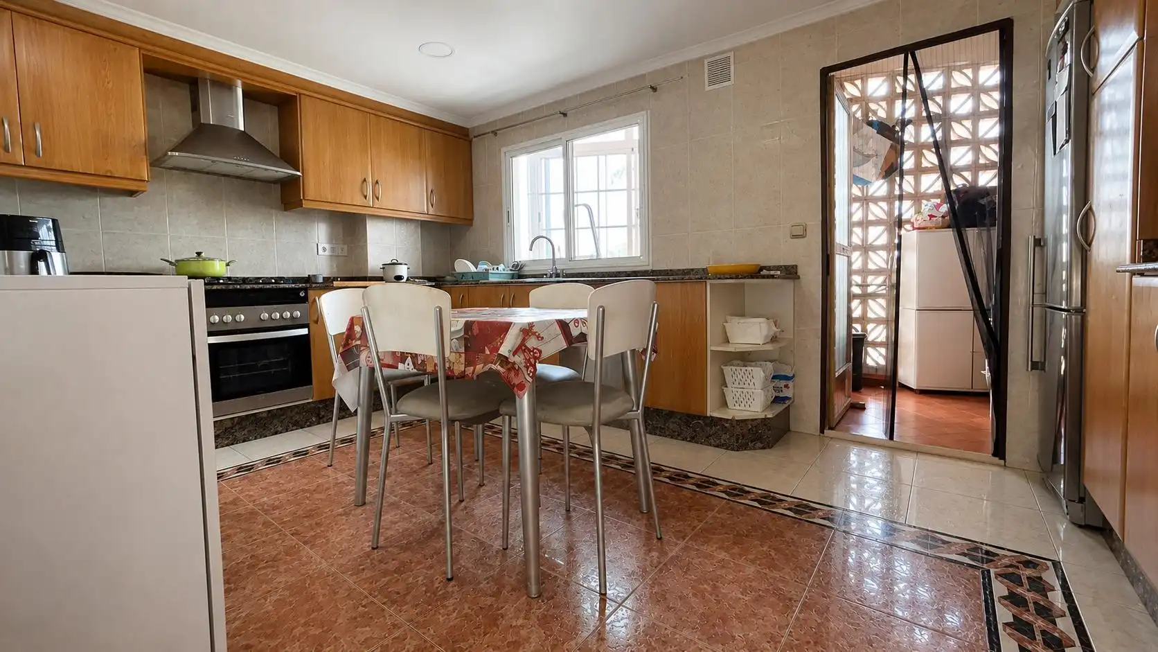 Cuina de Pis en venda en Paterna amb Aire condicionat i Balcó