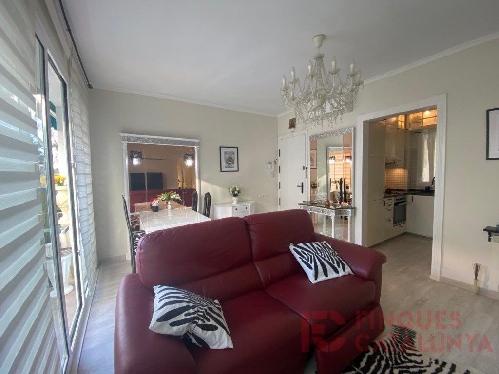 Piso en venta en Eixample Sud – Migdia