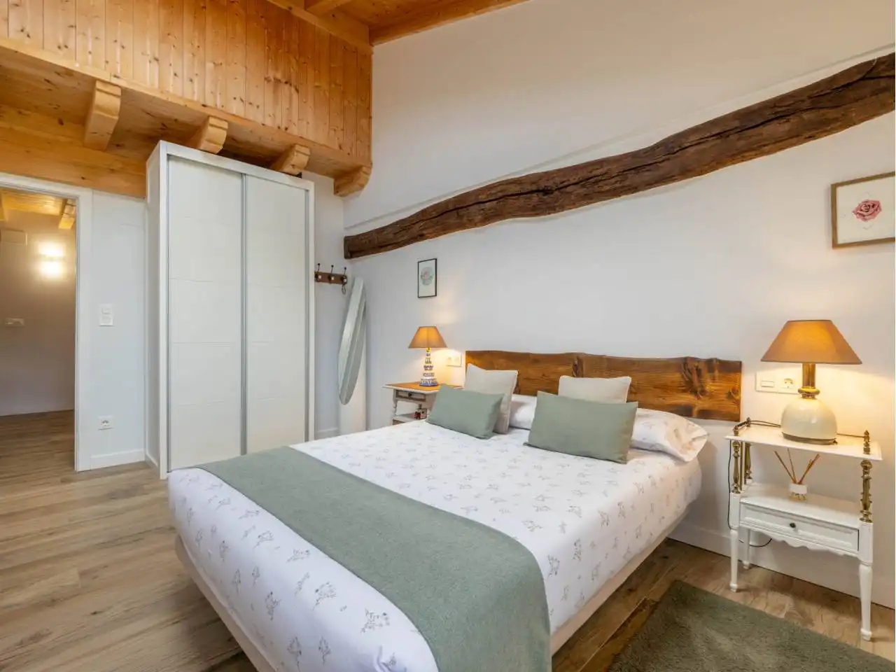 Dormitori de Casa o xalet en venda en Donostia - San Sebastián  amb Calefacció i Terrassa