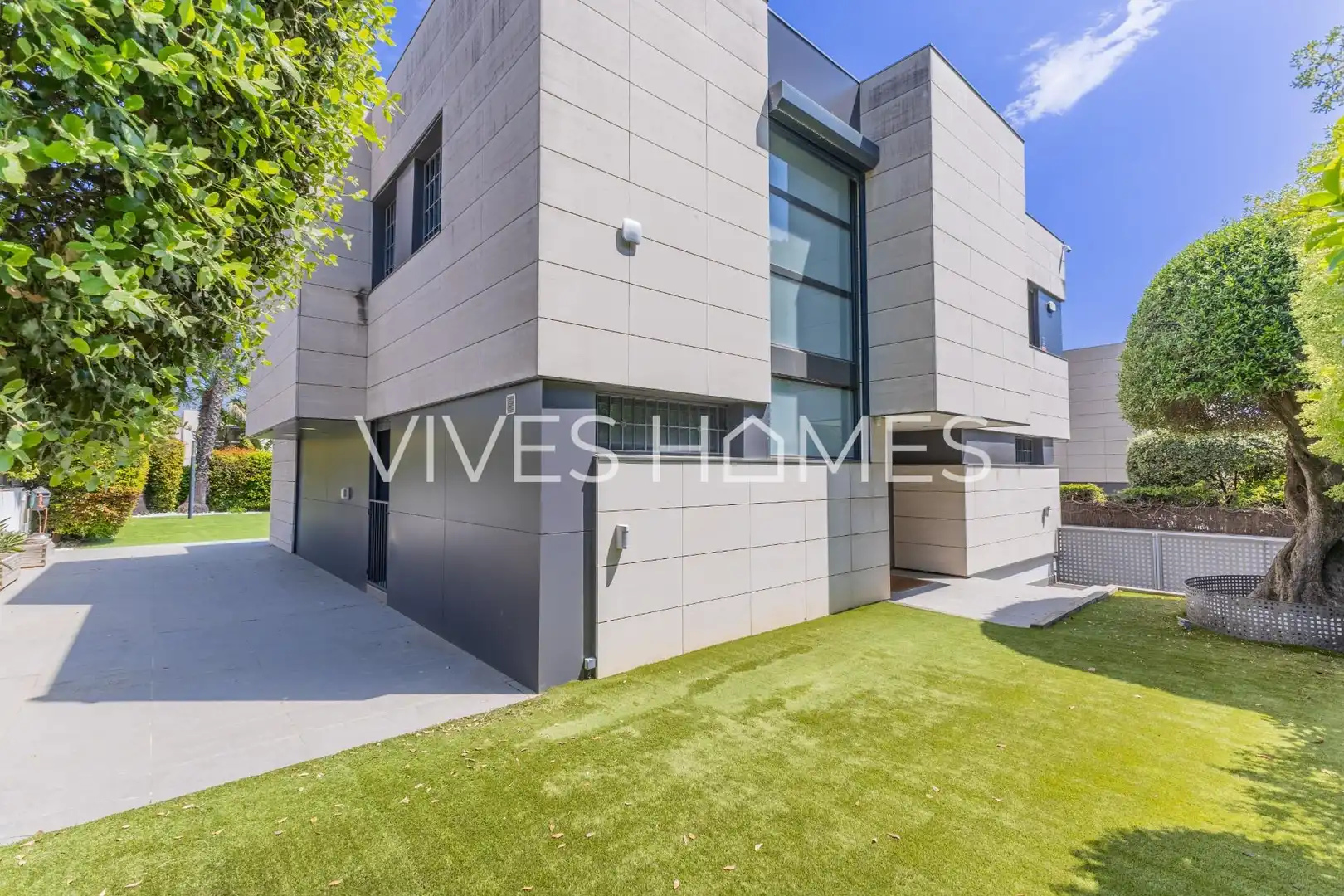 Vista exterior de Casa o chalet en venta en Sant Andreu de Llavaneres con Aire acondicionado, Calefacción y Jardín privado