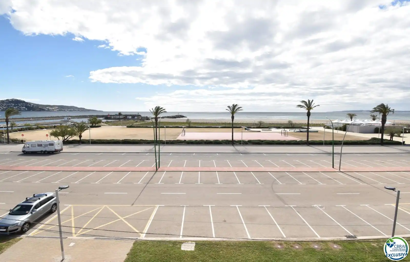 Parking de Casa o chalet en venta en Empuriabrava con Aire acondicionado, Calefacción y Terraza