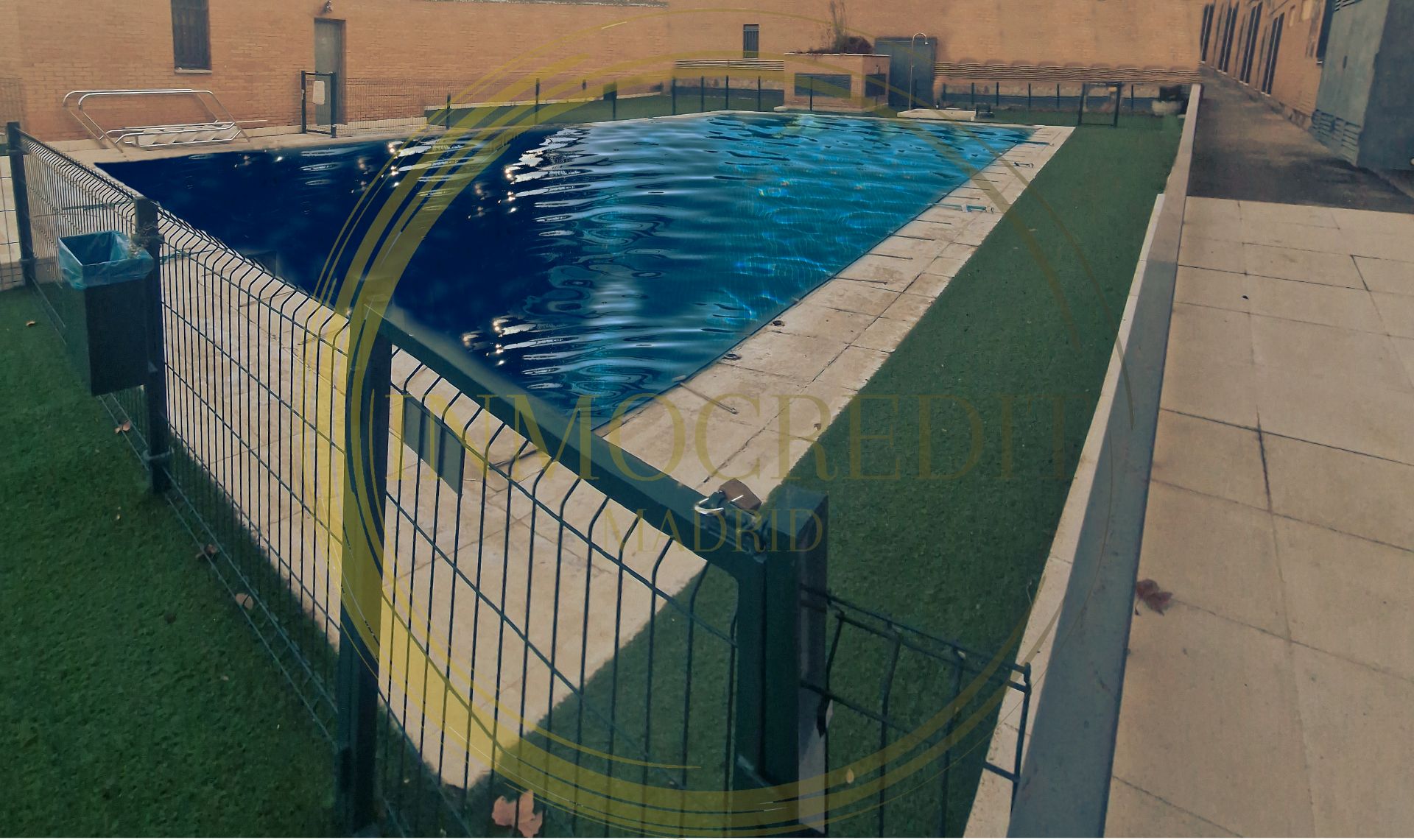 Swimming pool of Flat for sale in Parla  with Heating, Private garden and Parquet flooring