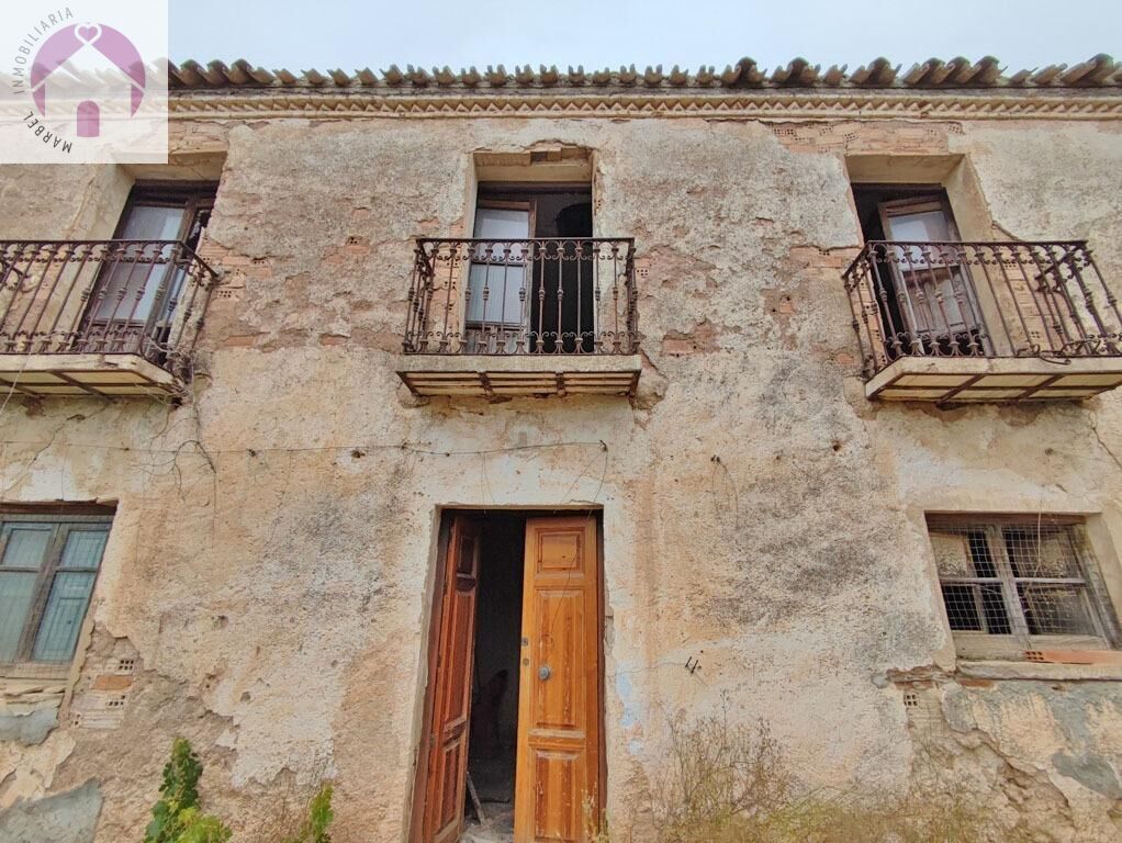 Außenansicht von Country house zum verkauf in Cogollos de la Vega