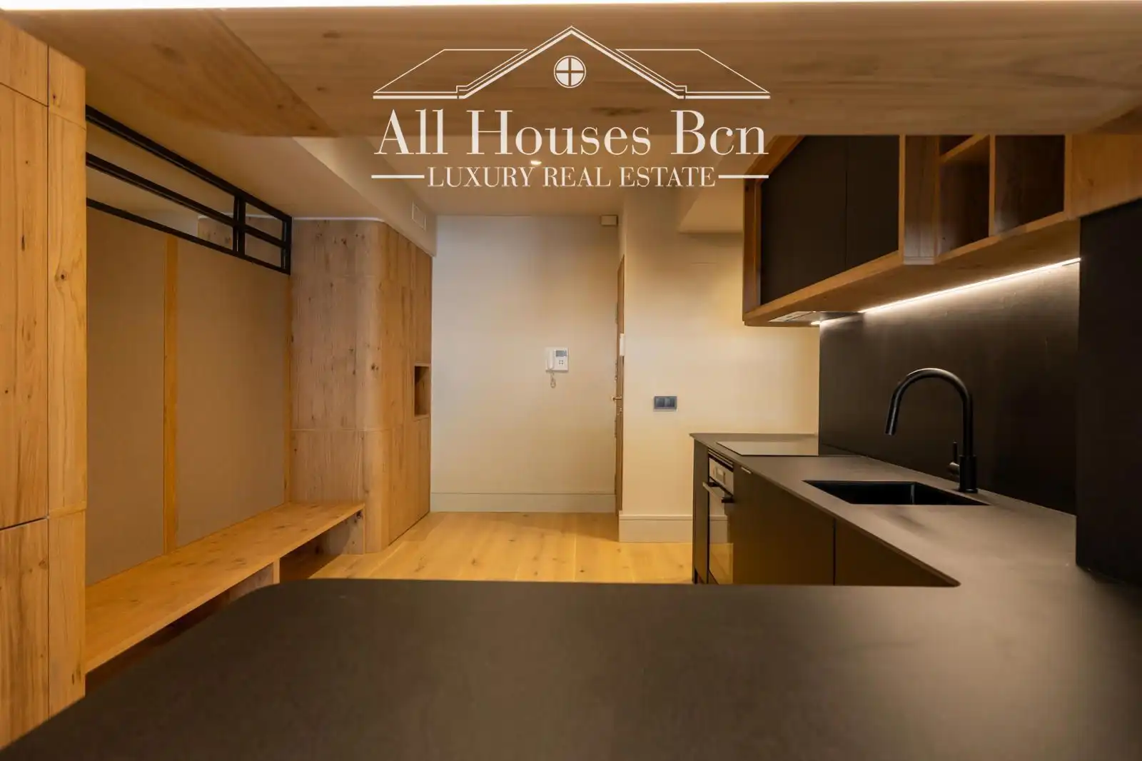 Kitchen of Flat for sale in Barcelona  with Air Conditioner, Heating and Parquet flooring