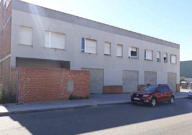 Local comercial en Alquiler en Av Bernardo María Calzada en Almendralejo
