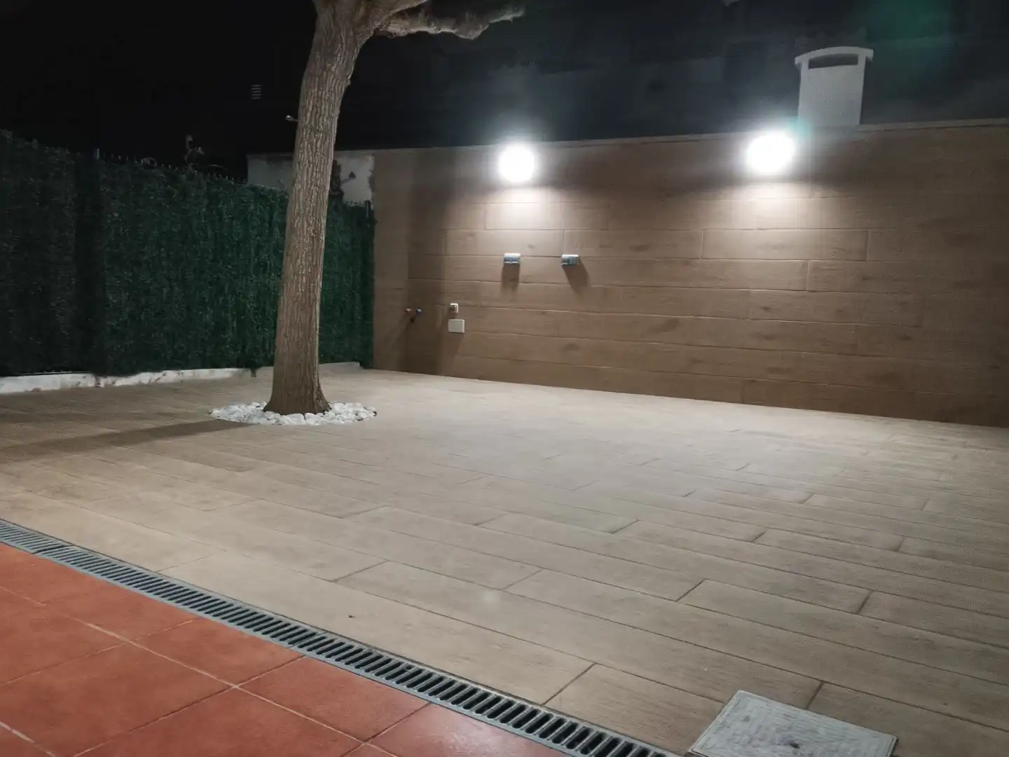 Casa aparellada amb piscina en venda a Carrer de Perseo 5, imagen 2