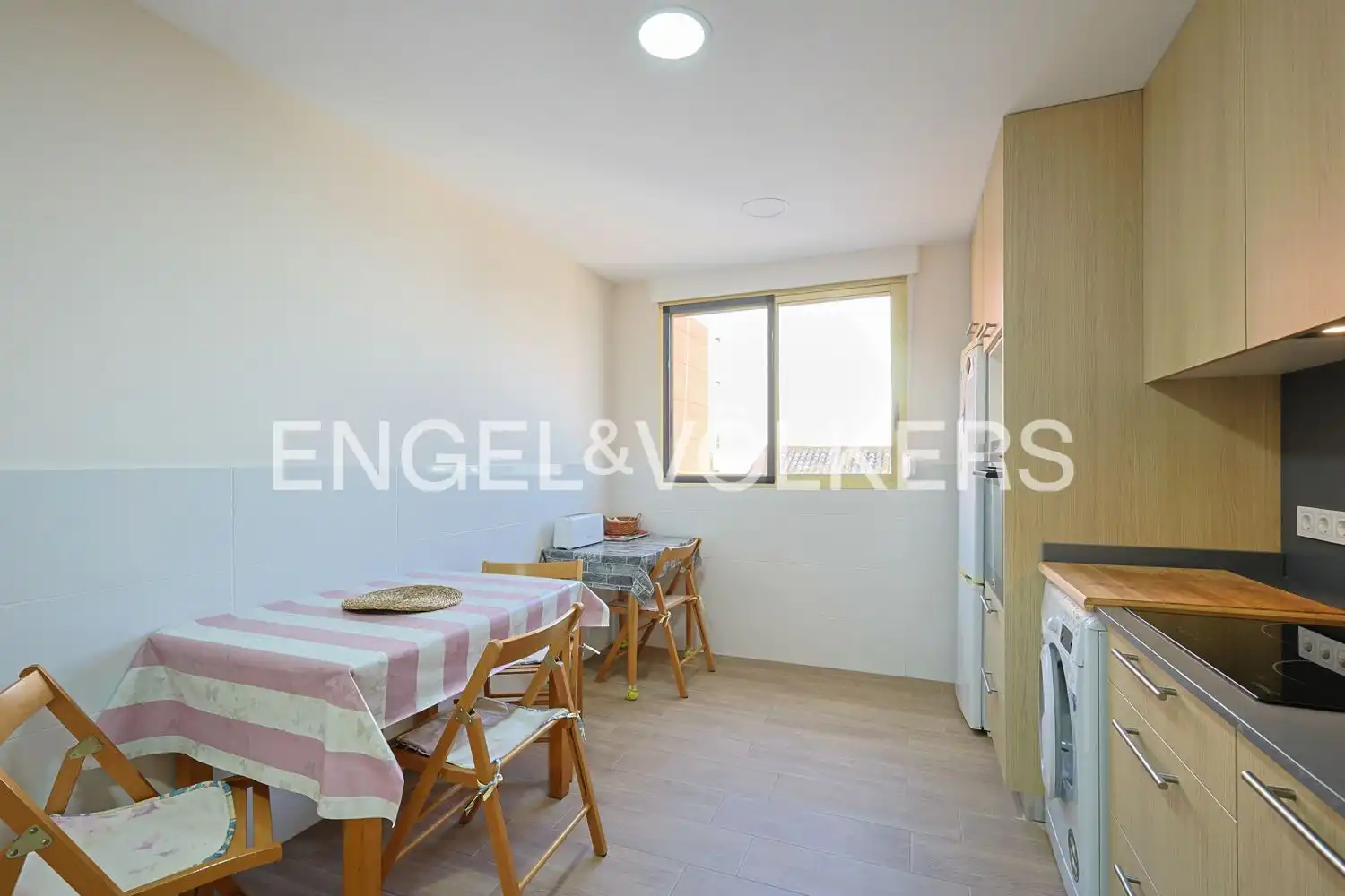 Küche von Wohnung zur Miete in Valencia mit Klimaanlage, Heizung und Möbliert