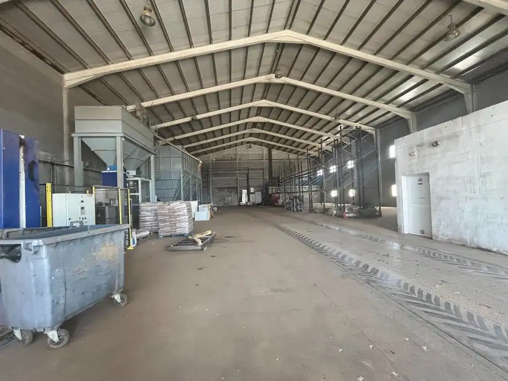 Industrial buildings for rent in Albacete  with Alarm
