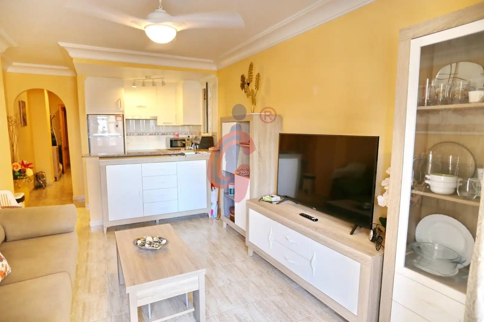 Living room of Flat for sale in Guardamar del Segura  with Terrace, Furnished and Community pool