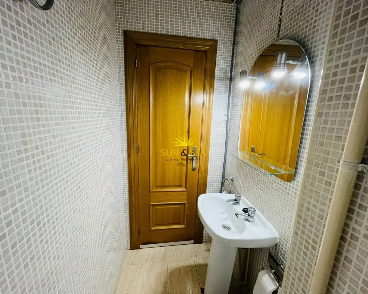 Baño de Apartamento de alquiler en Cartagena con Calefacción, Amueblado y Horno