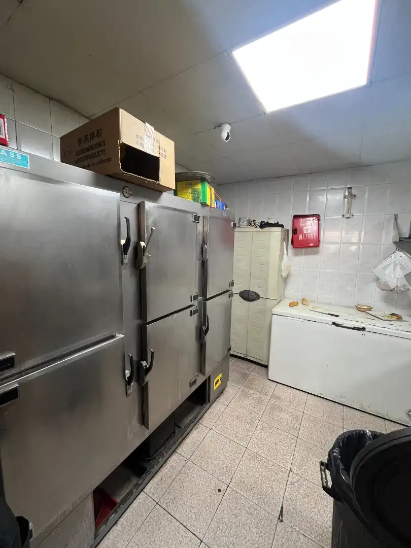 Business premises for transfer in Carrer del Prat, imagen 6