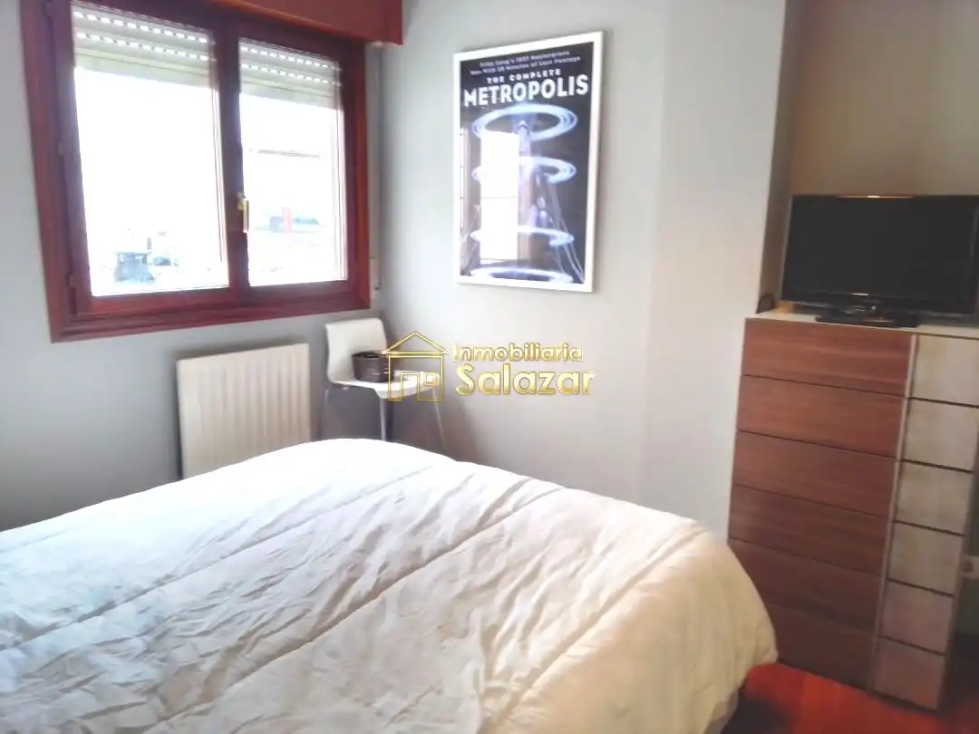 Habitación de Piso en venta en Santurtzi  con Calefacción, Terraza y Trastero