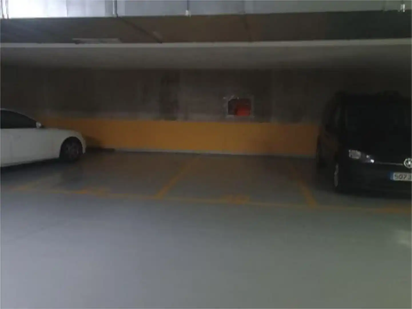 Parkplatz von Garage zur Miete in Santander