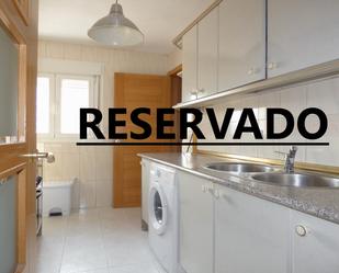 Kitchen of Flat for sale in  Madrid Capital  with Heating, Furnished and Washing machine