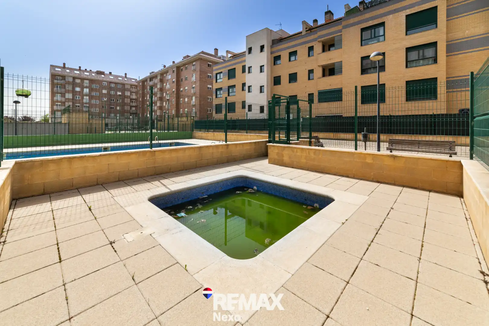 Piscina de Piso en venta en Arroyo de la Encomienda con Calefacción, Parquet y Terraza