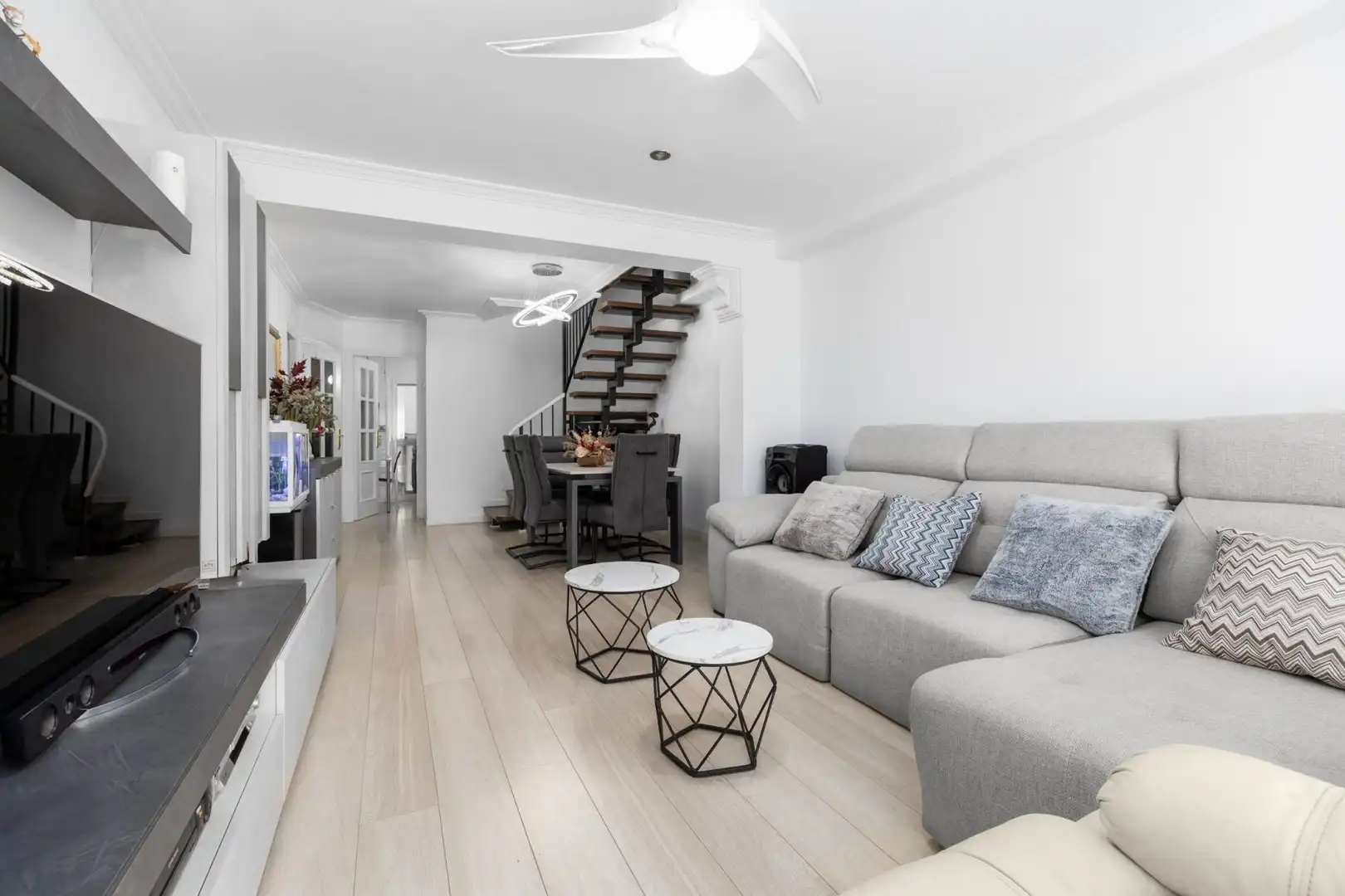 Wohnzimmer von Maisonette zum Verkauf in Mataró mit Klimaanlage, Möbliert und Balkon