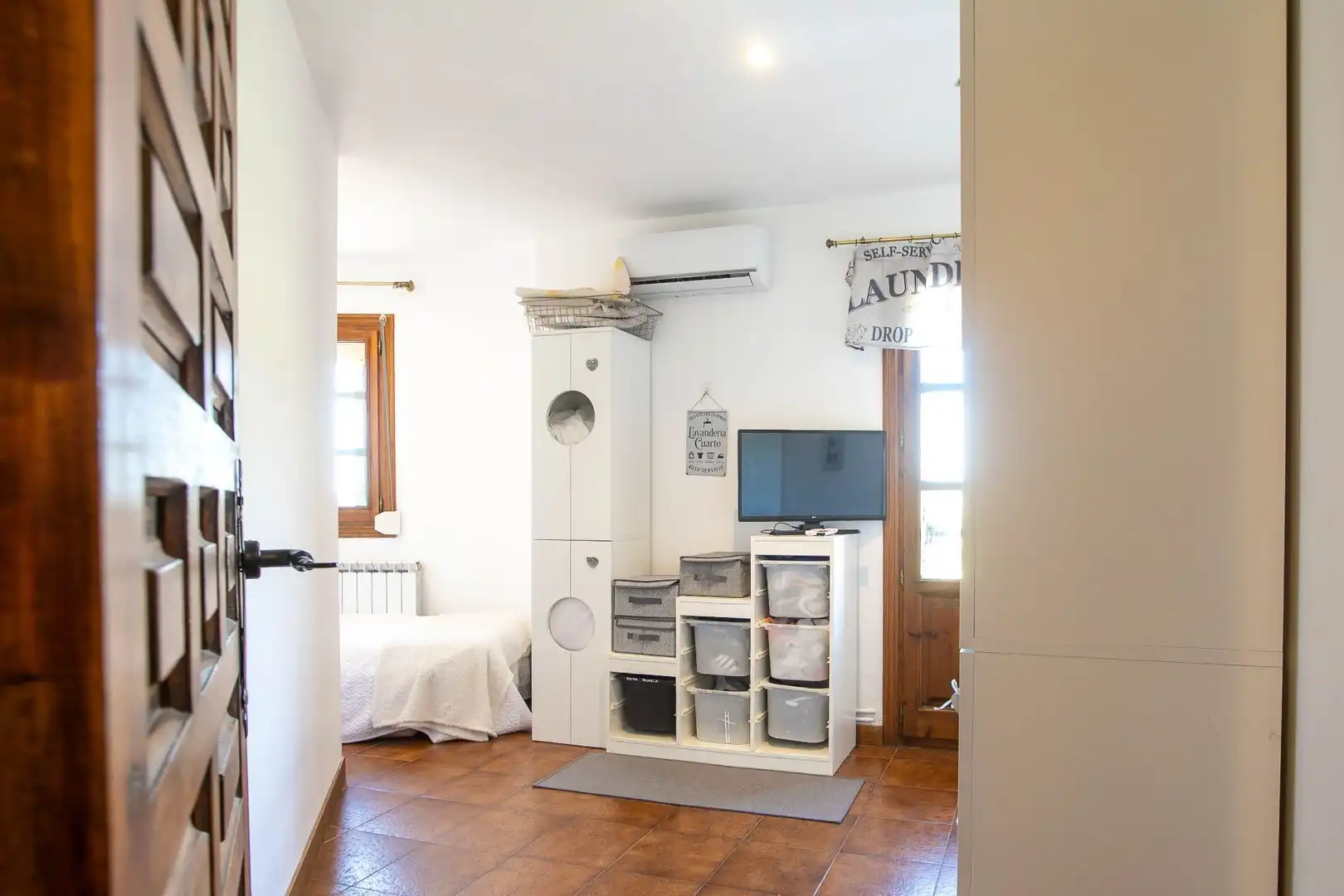 Bedroom of Houses for sale in Legarda  with Air Conditioner, Heating and Private garden
