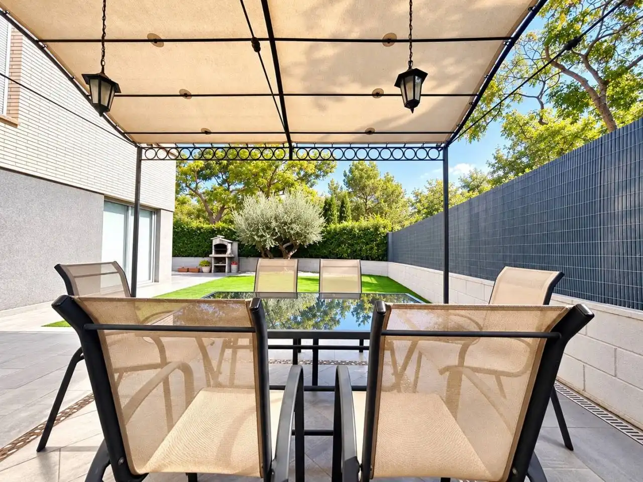 Terraza de Dúplex en venta en Martinica – Ateneu