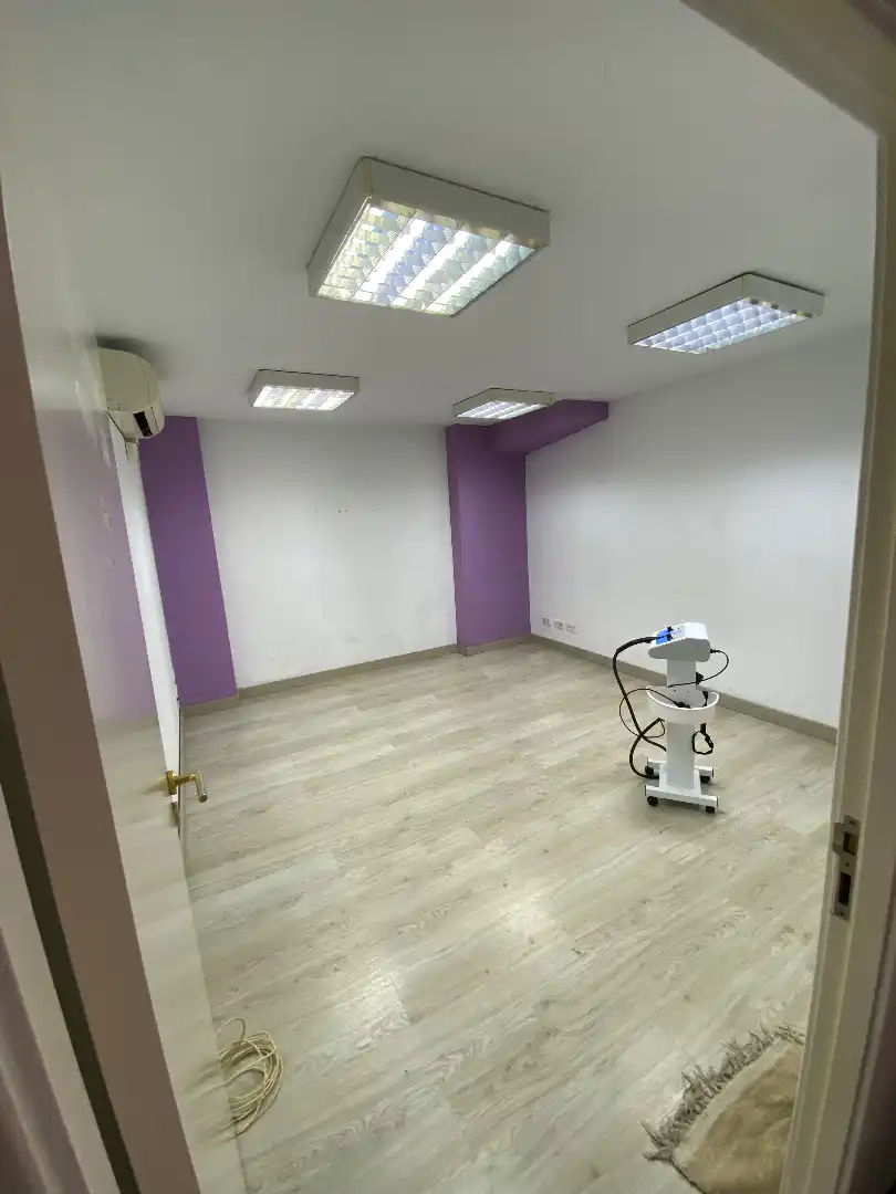 Local comercial de lloguer a Carrer del Consell de Cent, imagen 12