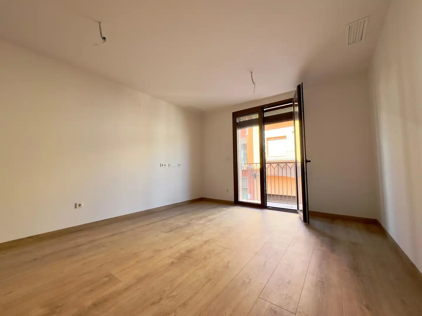 Flat with terrace for sale in Calle Calle Tomás Bordera, imagen 2