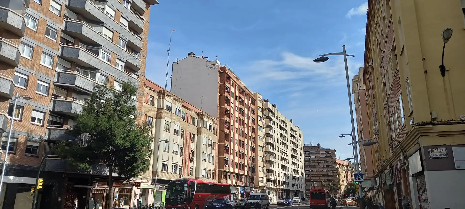 Vista exterior de Local en venta en Zaragoza