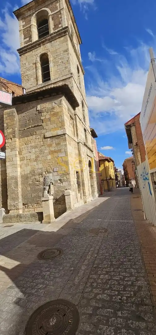 Immobles singulars en venda a Casco Antiguo, imagen 26