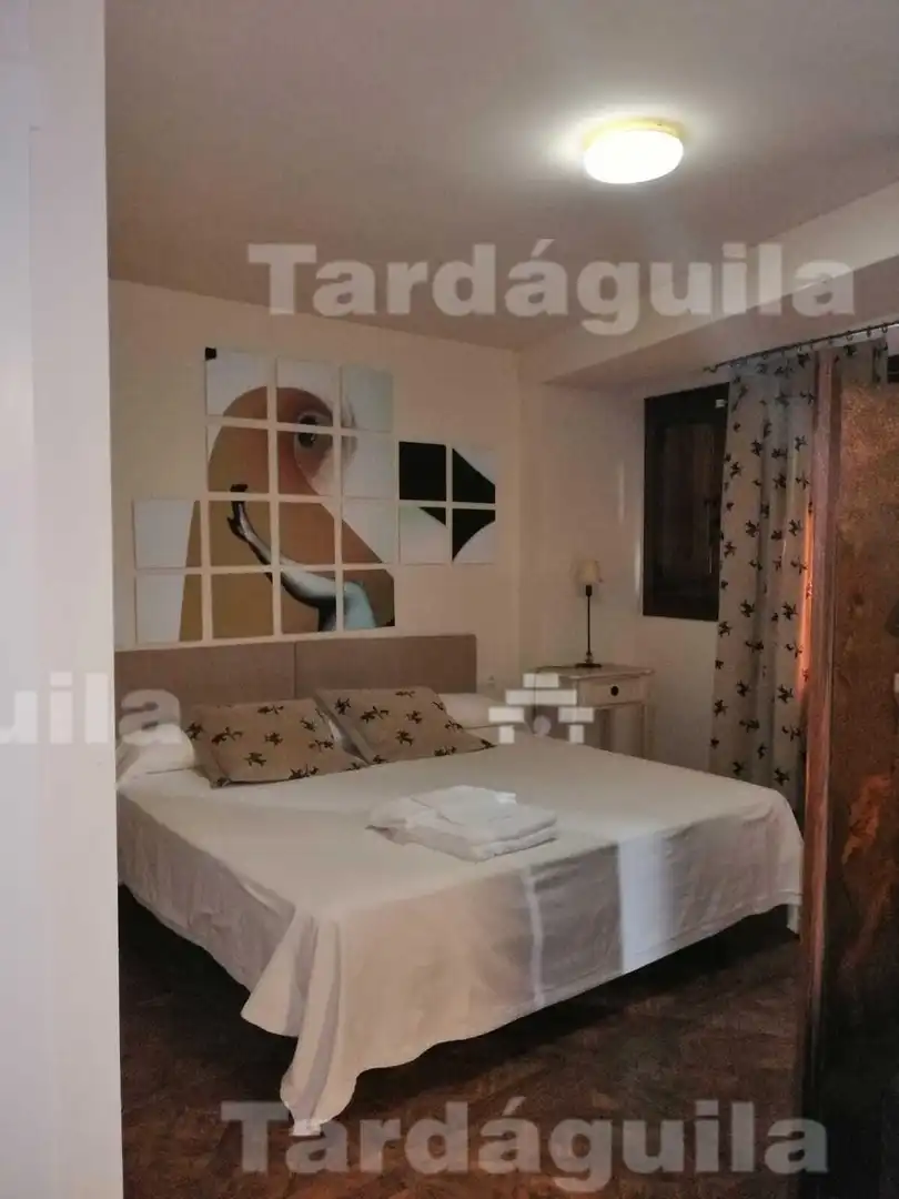 Habitación de Edificio en venta en San Martín del Castañar