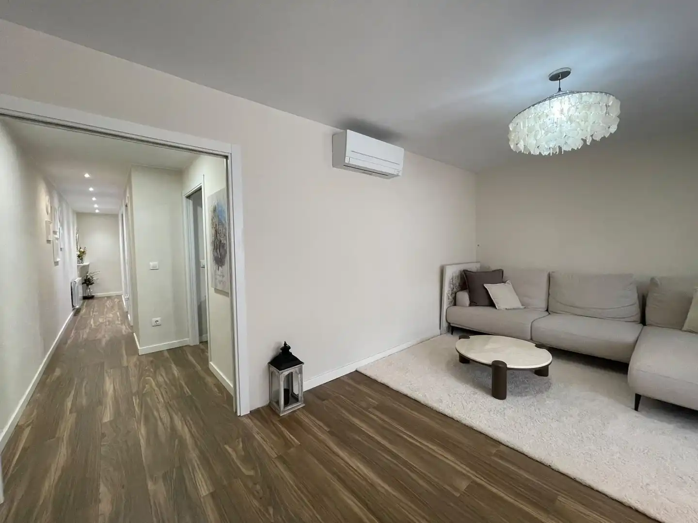 Appartamento con terrazza in vendita a MARE DE DEU DELS ANGELS, imagen 5