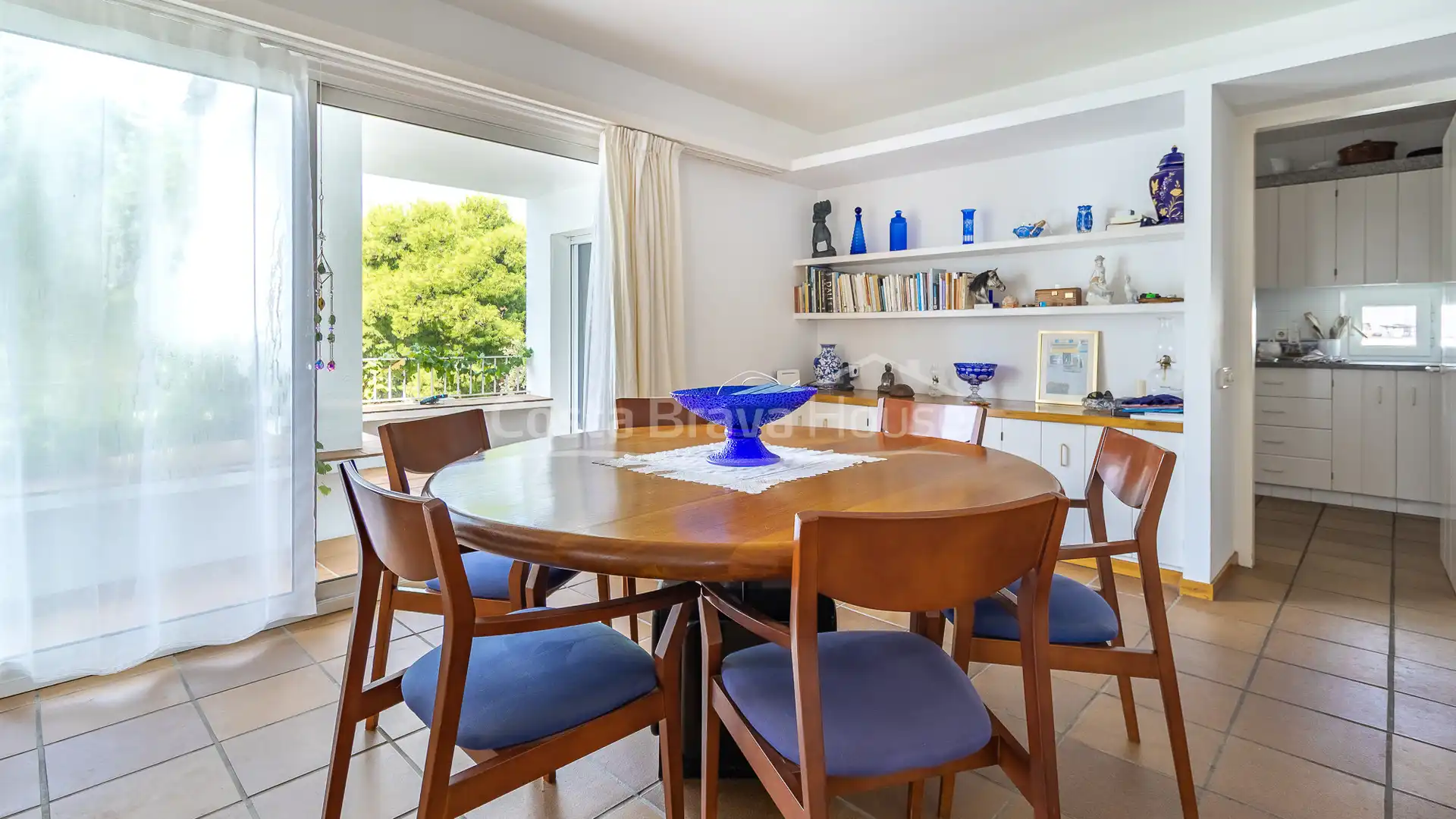 Menjador de Casa o xalet en venda en Cadaqués amb Aire condicionat, Calefacció i Jardí privat