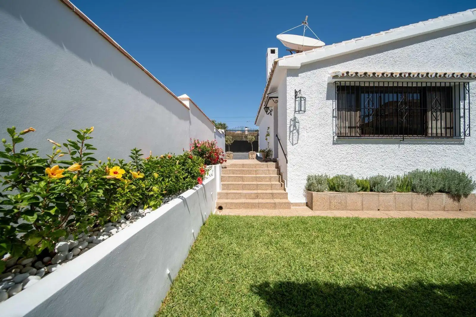 Chalet con piscina en venta en Calle del limonar, imagen 27