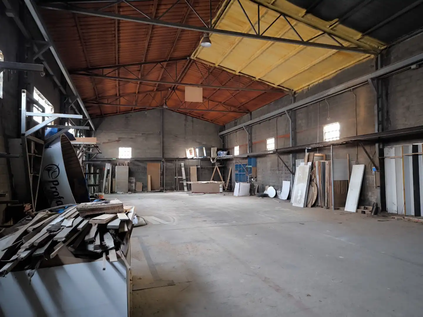 Fabrikhallen zur Miete in Vilagarcía de Arousa