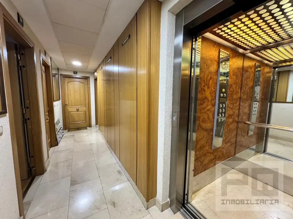 Piso en venta en Ávila