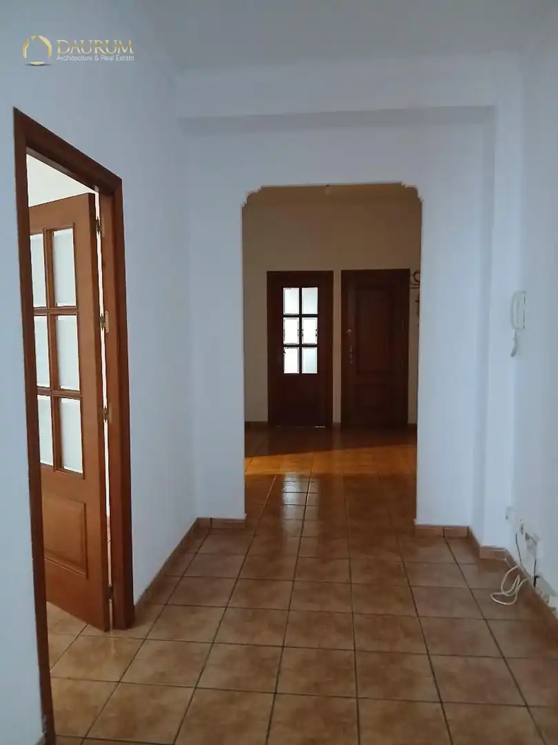 Casa en venda a REYES CATÓLICOS, imagen 2