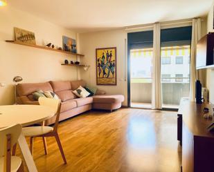 Wohnzimmer von Wohnung miete in Sant Feliu de Llobregat mit Balkon