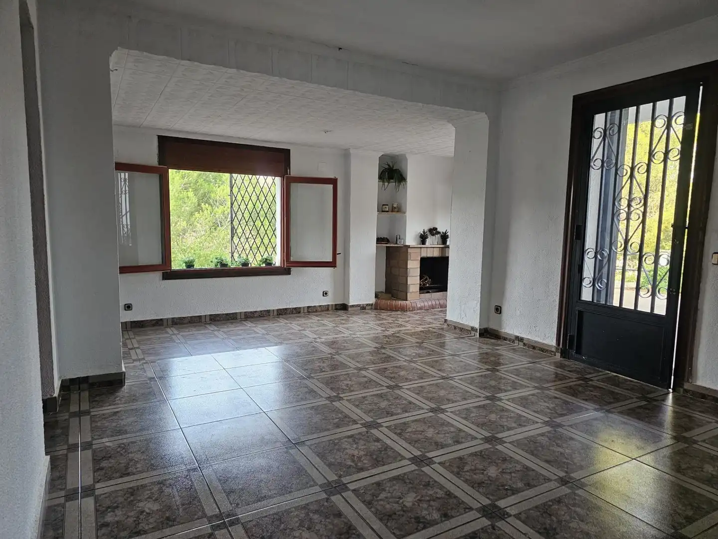 Living room of Houses for sale in Esparreguera  with Private garden and Terrace