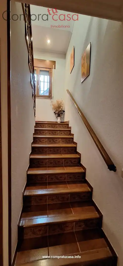 Casa o xalet en venda en Segovia amb Calefacció, Traster i Moblat