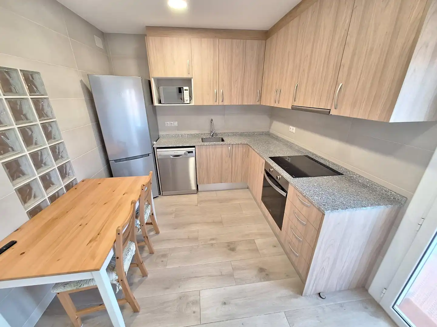 Flat for rent in El Poble Sec