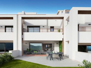 Casa con balcón en venta en Istán