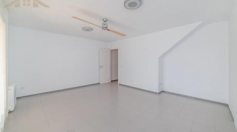 Photo 5 of Single-family semi-detached for sale in Calle del Eneldo, Estación - Centro, Tres Cantos