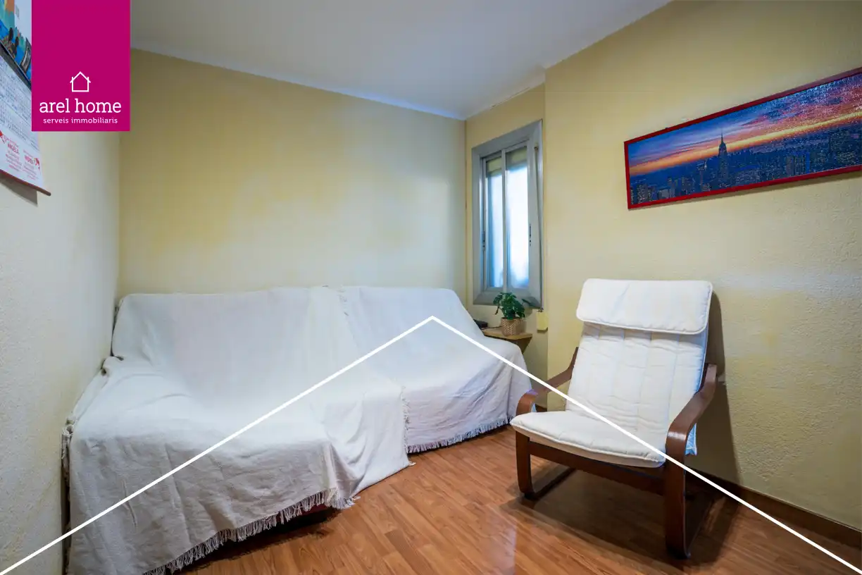 Bedroom of Flat for sale in L'Hospitalet de Llobregat  with Parquet flooring and Balcony