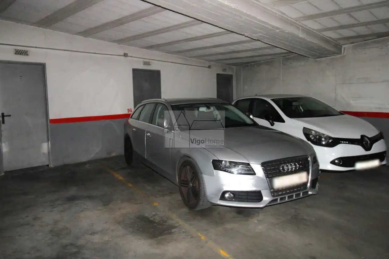 Parking of Flat for rent in Vigo   with Heating, Parquet flooring and Storage room