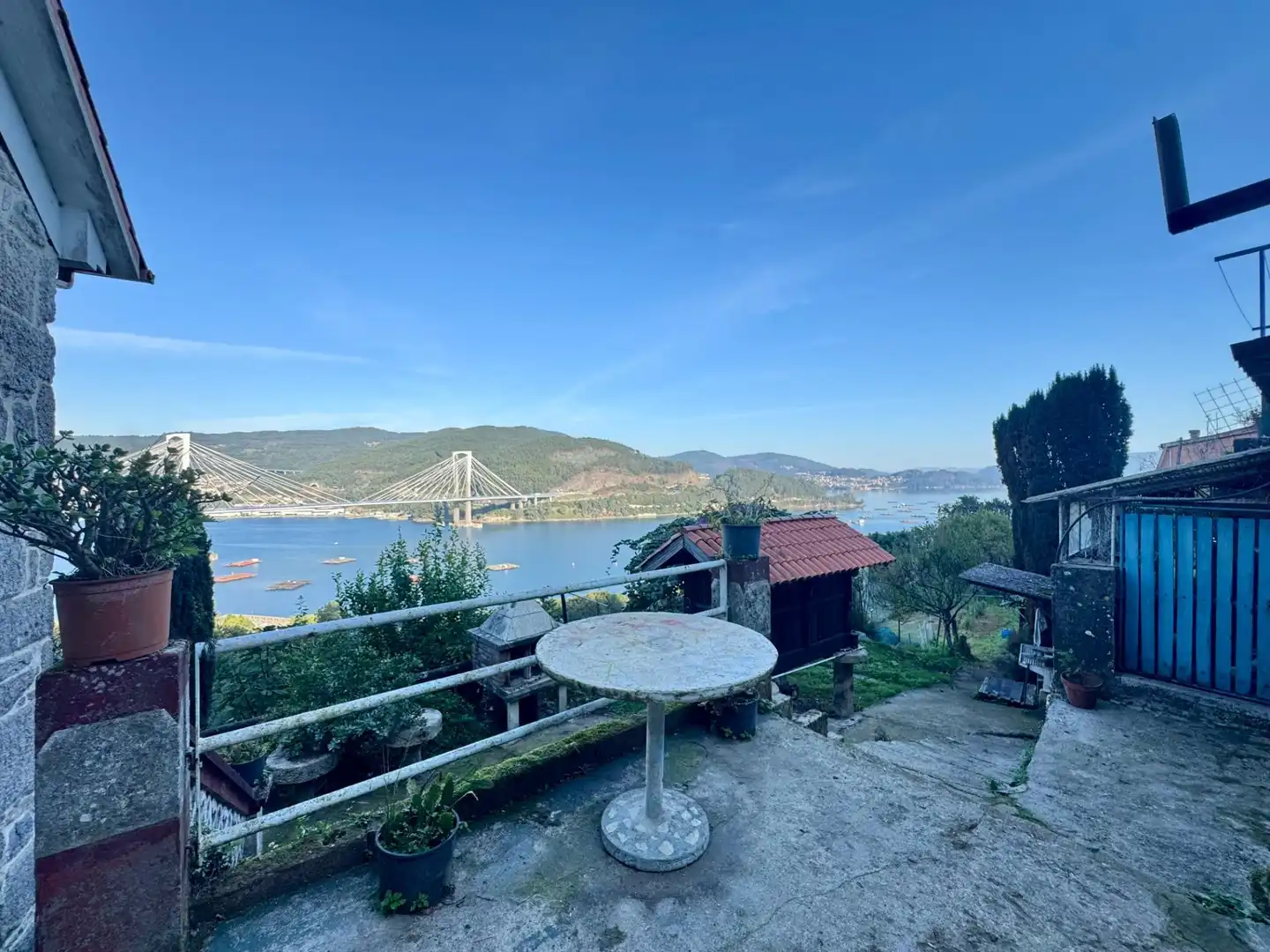 Außenansicht von Haus oder Chalet zum Verkauf in Redondela mit Heizung, Privatgarten und Parkett