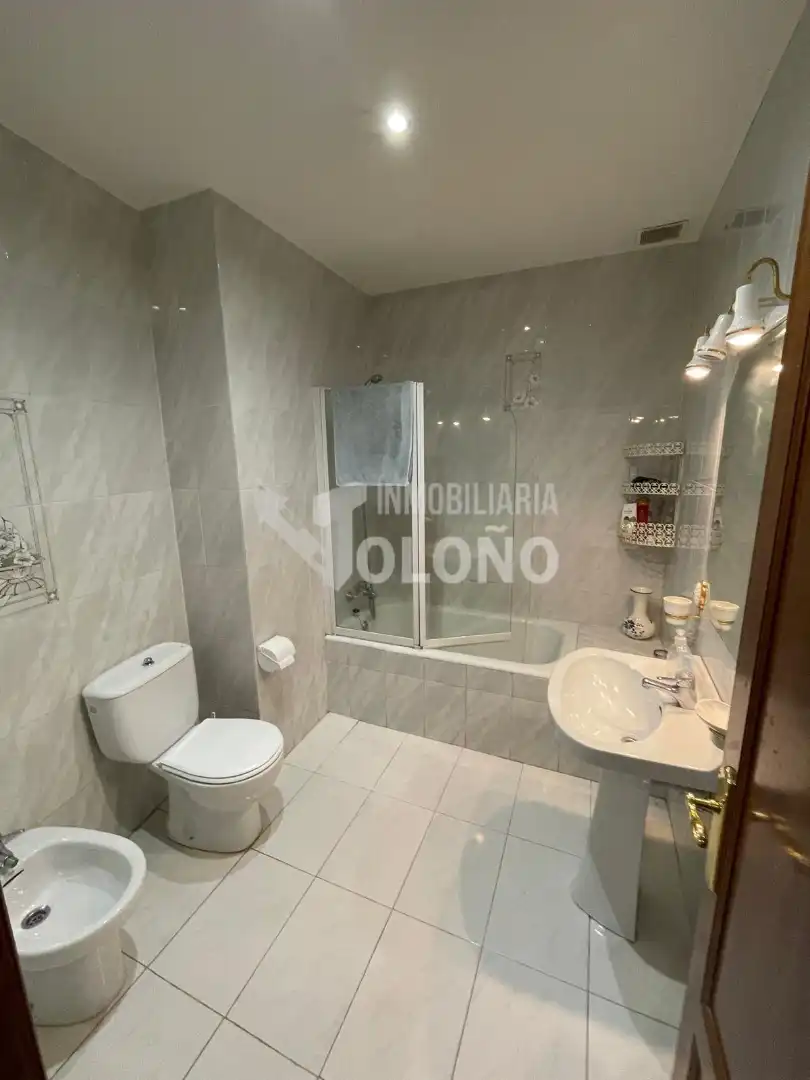 Baño de Casa o chalet en venta en Casalarreina con Calefacción, Trastero y Amueblado