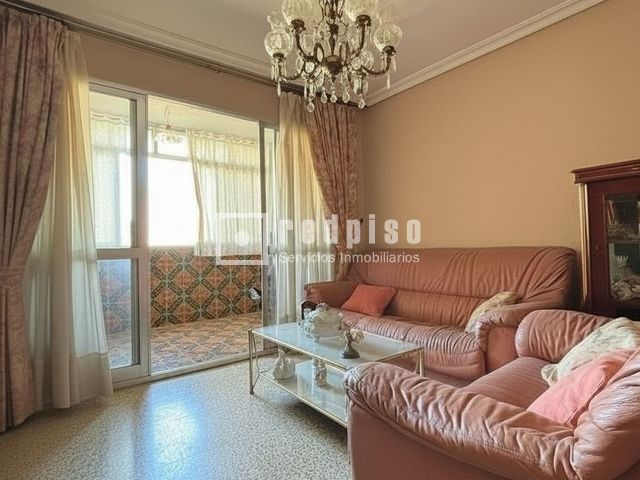 Living room of Flat for sale in  Sevilla Capital  with Air Conditioner and Terrace