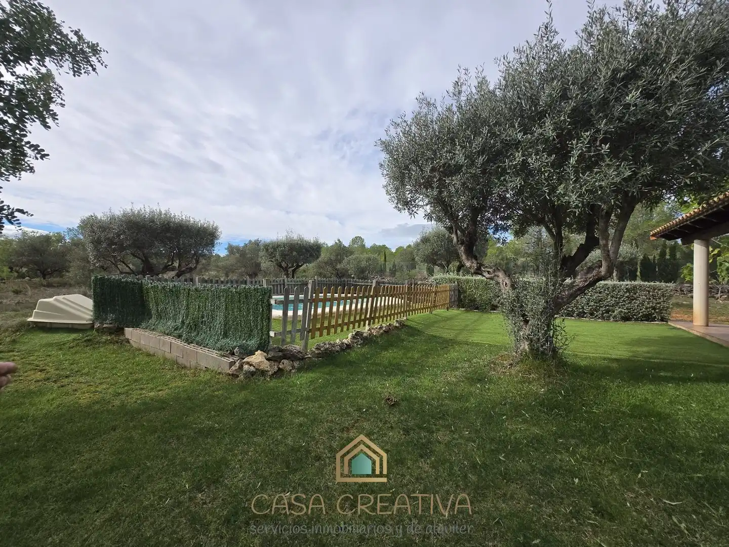 Jardín de Casa o chalet en venta en Chella con Aire acondicionado, Jardín privado y Amueblado
