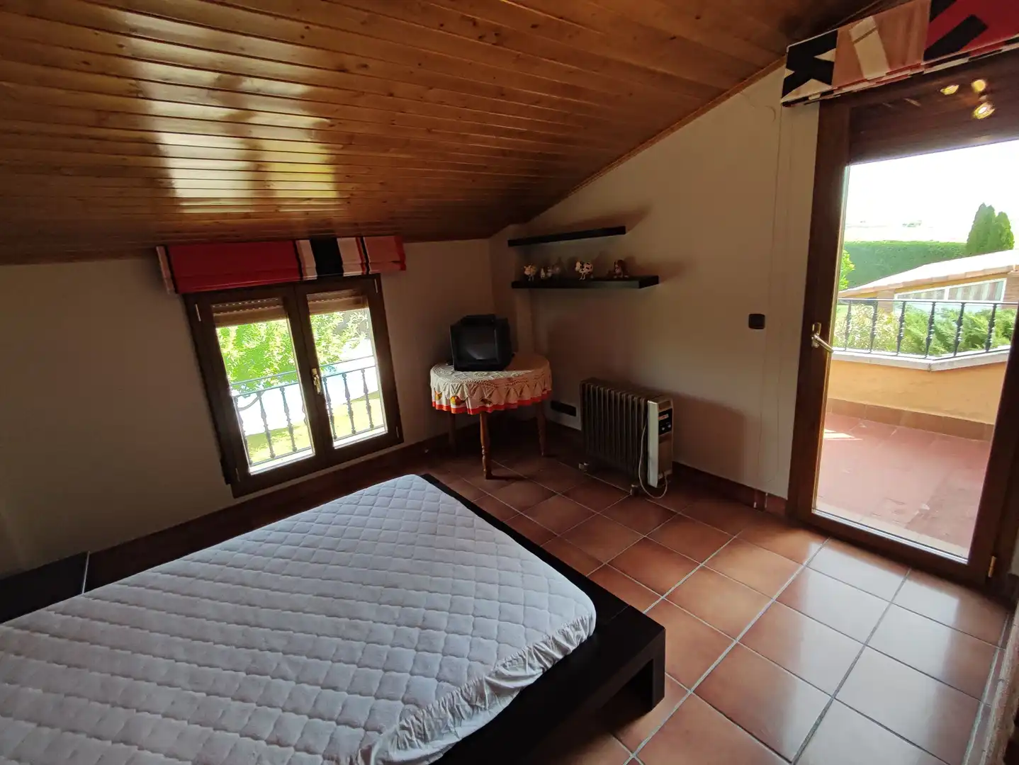 Habitación de Casa o chalet en venta en Villalobón con Calefacción, Jardín privado y Terraza
