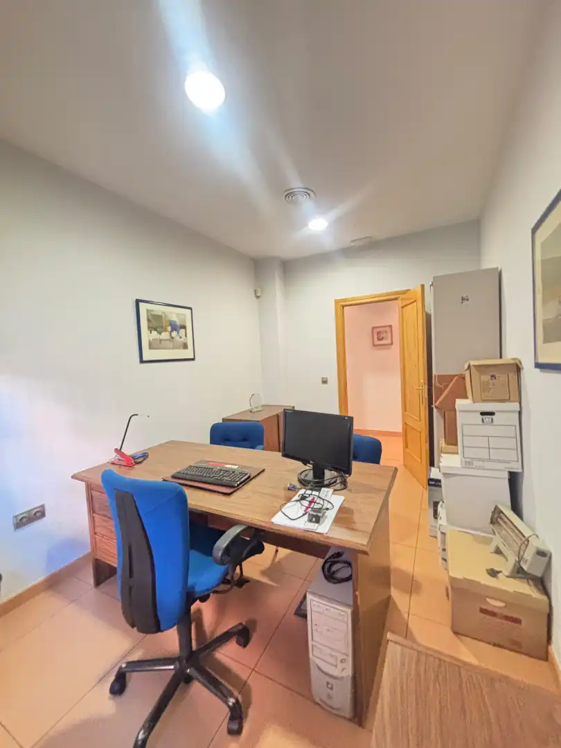 Office space with lift for sale in Centro - Plaza Mayor, imagen 9