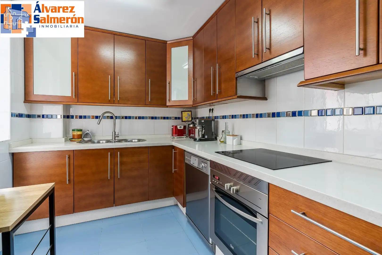 Kitchen of Flat for sale in Ronda