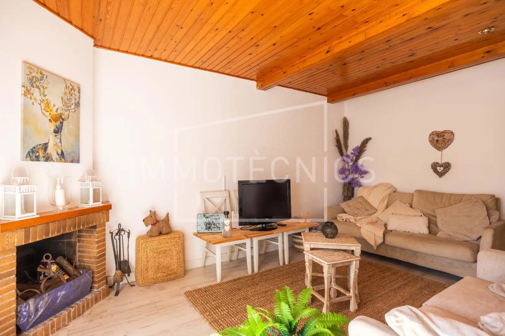 Living room of Houses for sale in Sant Cebrià de Vallalta